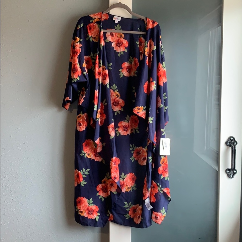 BNWT LuLaRoe Shirley